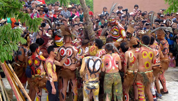 彌勒阿細祭火節